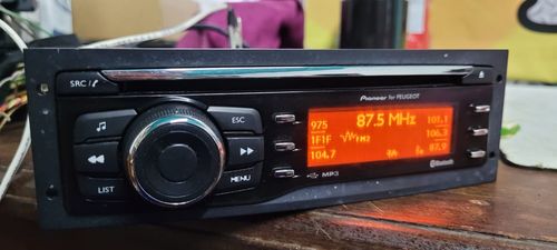 Estereo Pioneer